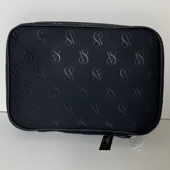 Victoria’s Secret Tech Sleeve - Picture 5 of 10